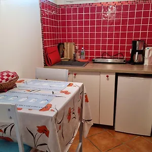 Appartement Joli Studio St André Les Alpes Confortable Et Bien Situé, Idéal Randonnées, Parapente, Saint-André-les-Alpes